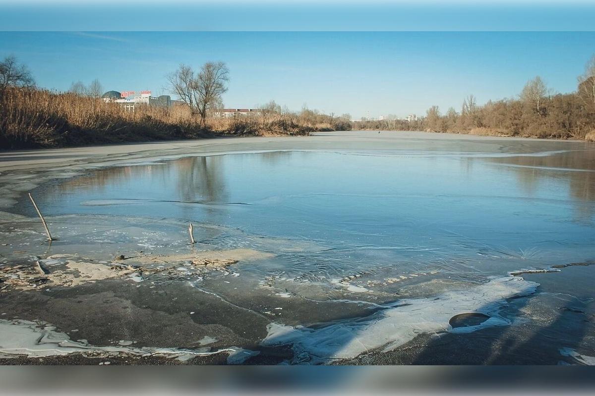 В Омской области на реках раньше обычного срока начался ледоход