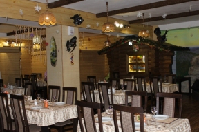 Жители Коми за январь-февраль потратили в ресторанах и кафе 3,1 млрд рублей