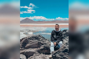 Продюсер Дворцов назвал завистниками критиков концерта Лазарева