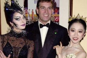 На фоне скандала о тысячах любовниц принца Эндрю нашлось его фото с Волочковой