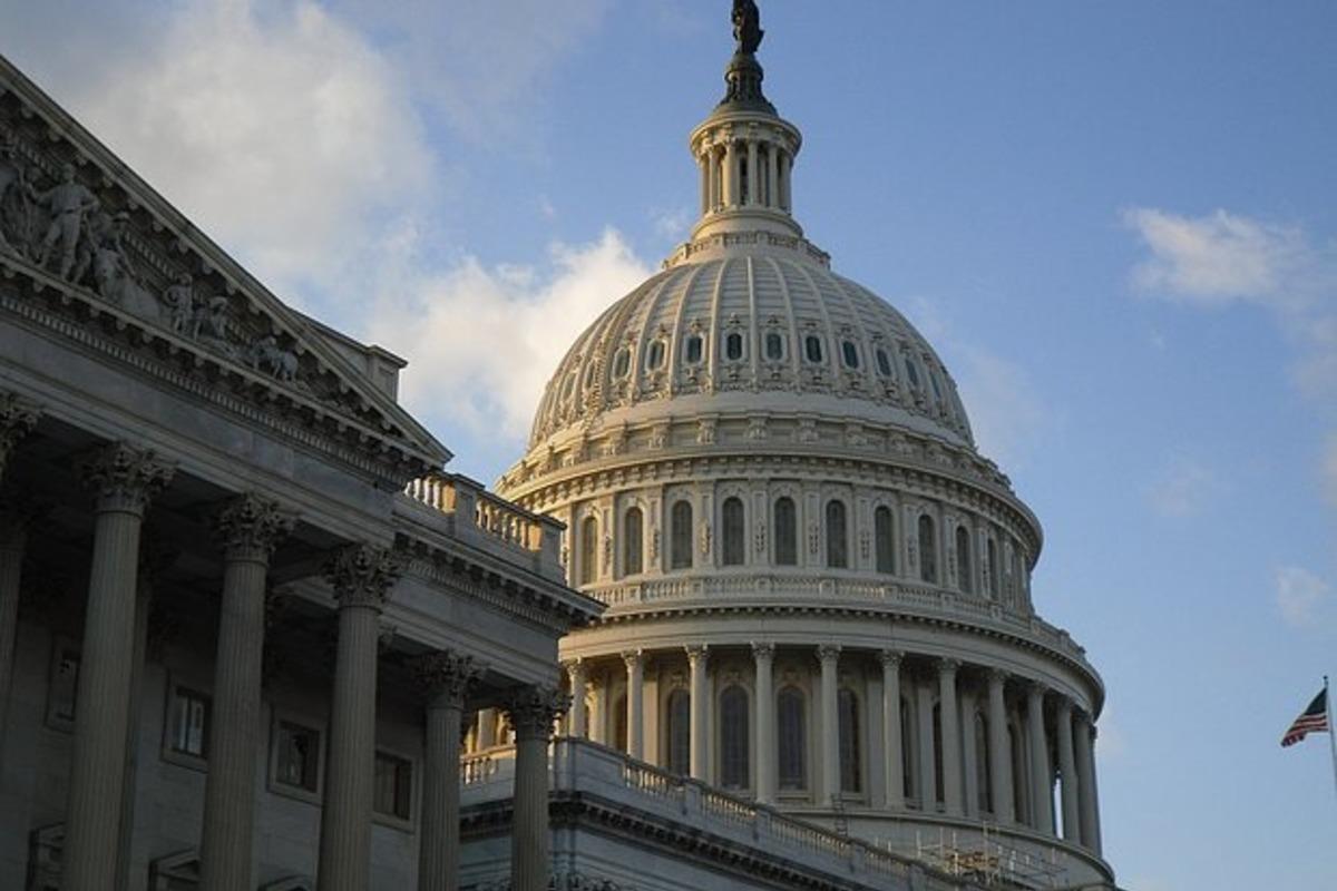Конгресс США рассмотрит законопроект о выделении помощи Израилю