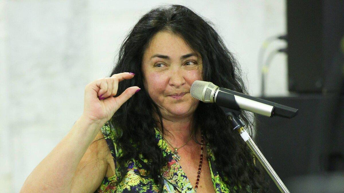 «Это издевательство над стариками». Россияне ответили звездам, жалующимся на нищенские пенсии