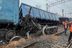 В Омске с рельсов сошли четыре грузовых вагона
