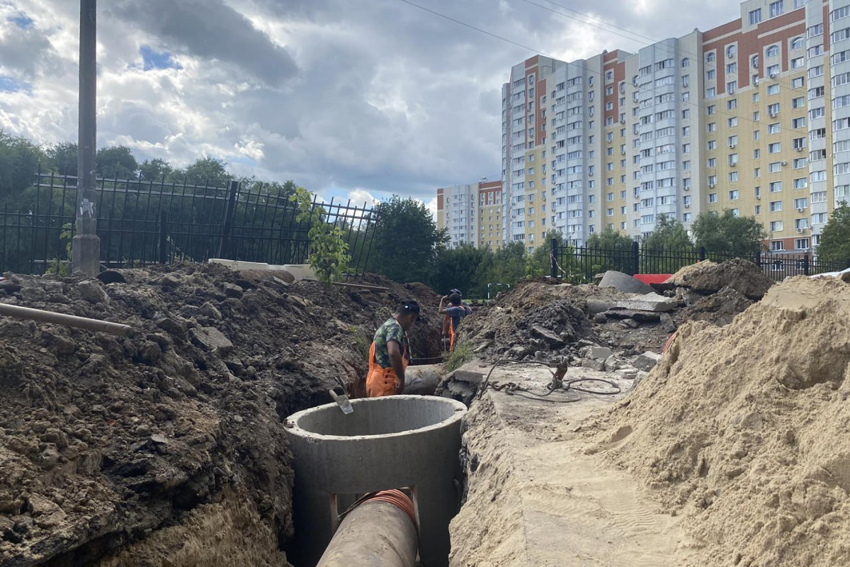 В Коломне продолжается ремонт ливневой канализации на улице Шилова
