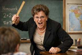 Учитель и ученик подрались на уроке: видео попало в соцсети