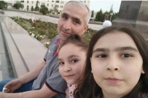 Грузчик из Азербайджана перечислил в детский дом инвалидов собранные ему сибиряками 71000 рублей