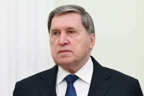 В Кремле назвали условие для мира: Ушаков заявил, что Зеленскому достаточно сделать один шаг