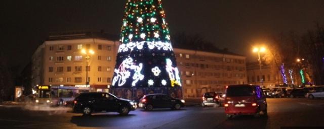 В субботу в Пскове торжественно зажгут главную новогоднюю ель