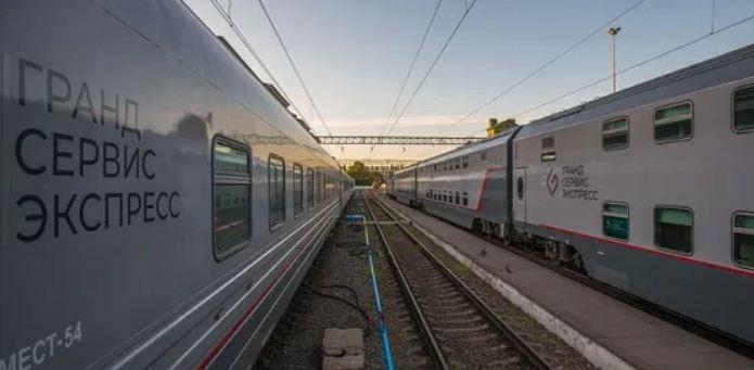 В Крыму возобновляется движение поездов по графику