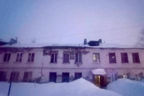 В Чувашии обрушилась часть крыши аварийного дома