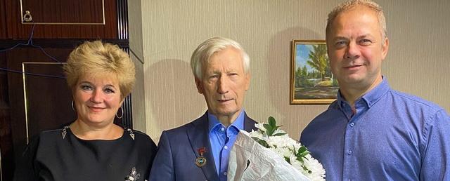 Глава Электрогорска поздравил с 80-летием почетного гражданина города Виктора Баранова