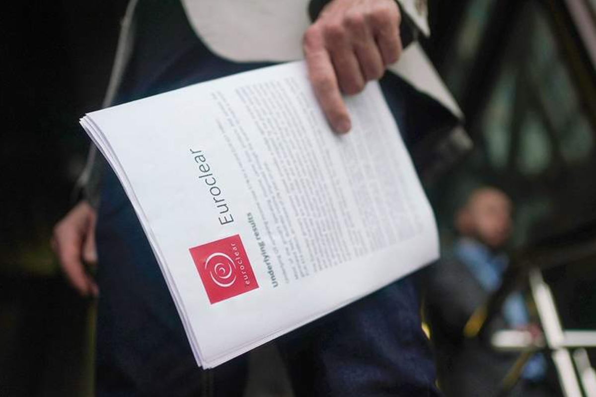 Euroclear расплатится за Россию с инвесторами замороженными российскими активами