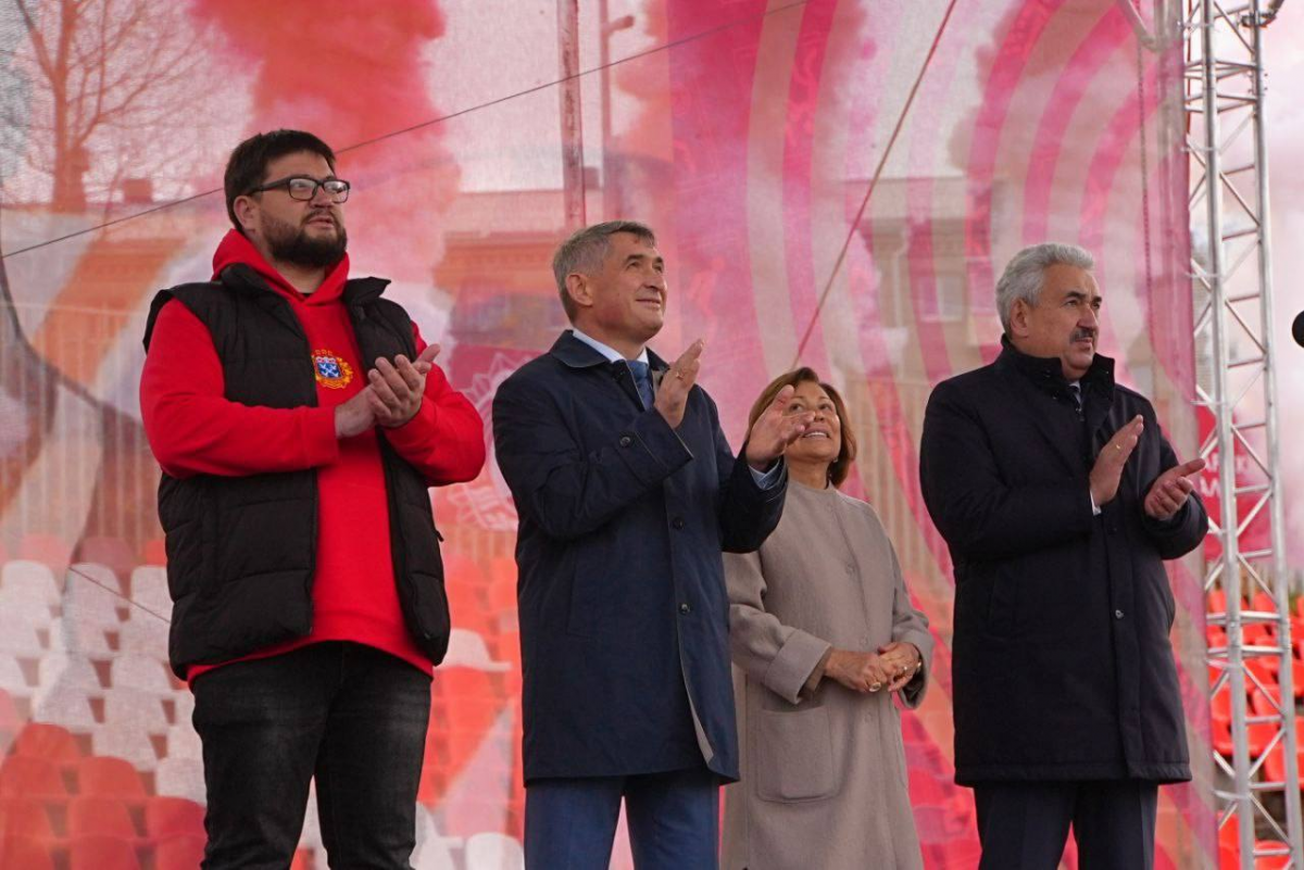 Врип главы Станислав Трофимов: В Чебоксарах торжественно стартовал двухмесячный марафон ГТО