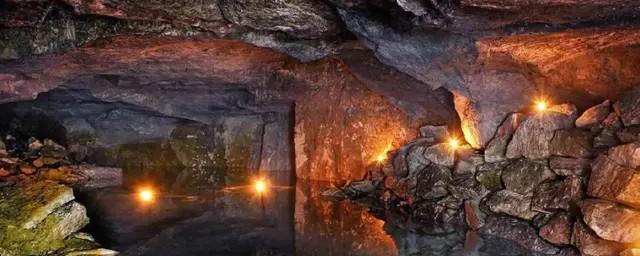 В Тульской области самыми опасными туристическими маршрутами назвали две пещеры