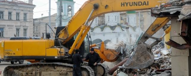 Чиновники Москвы обещают трудоустроить работников снесенных ларьков