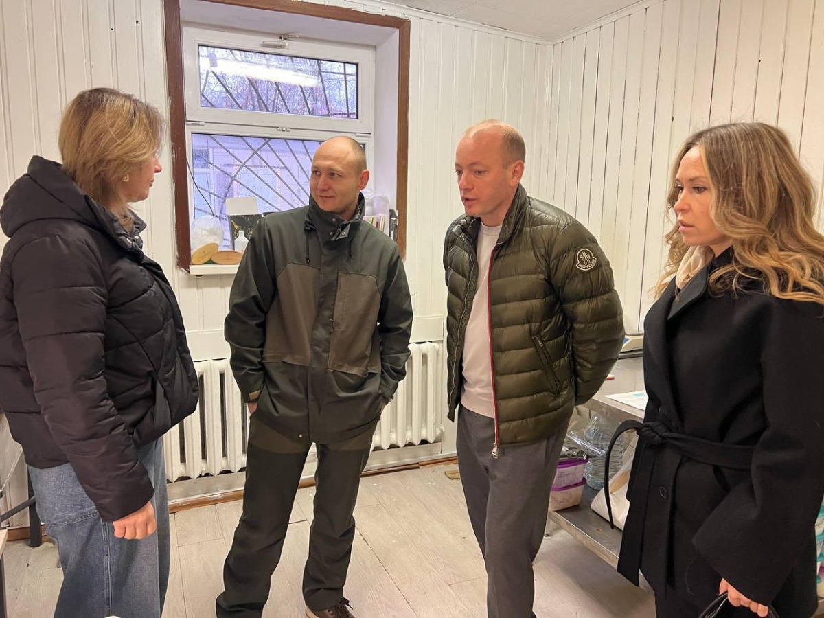 Уполномоченный главы Городского округа Пушкинский Ольга Алексеева посетила лабораторию Дмитрия Медведникова, обсудив развитие предпринимательства