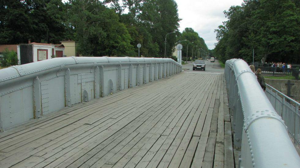 В Кронштадте впервые капитально отремонтируют доковый мост