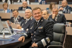 Заставлял бегать, готовиться к бою и лишил галстуков. Чем запомнится курянам «железный» губернатор Старовойт?