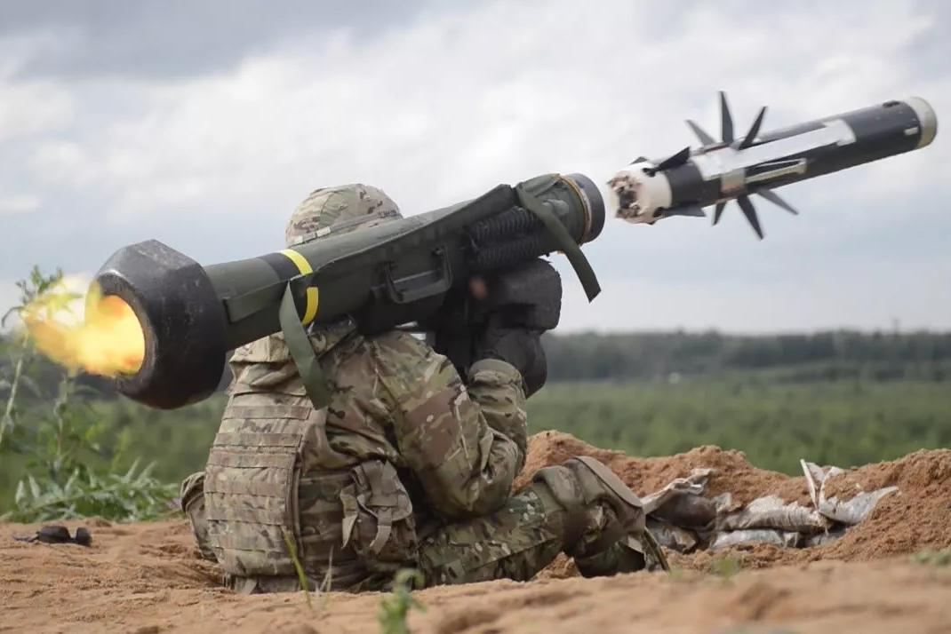 Российские (страна-террорист) дроны уничтожили расчет Javelin на Донецком направлении