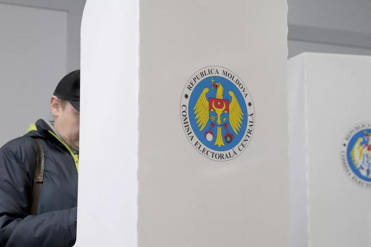 Сафонов: власти Молдавии втрое сократили число участков для Приднестровья