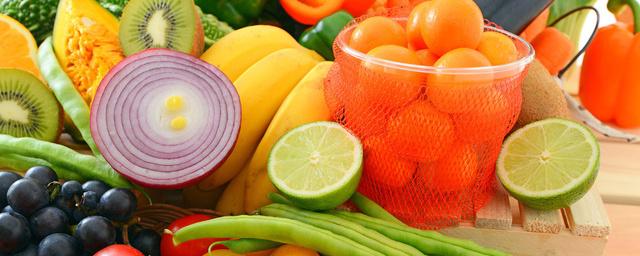 Эндокринолог Сидоркина посоветовала весной выбирать сезонные фрукты и овощи