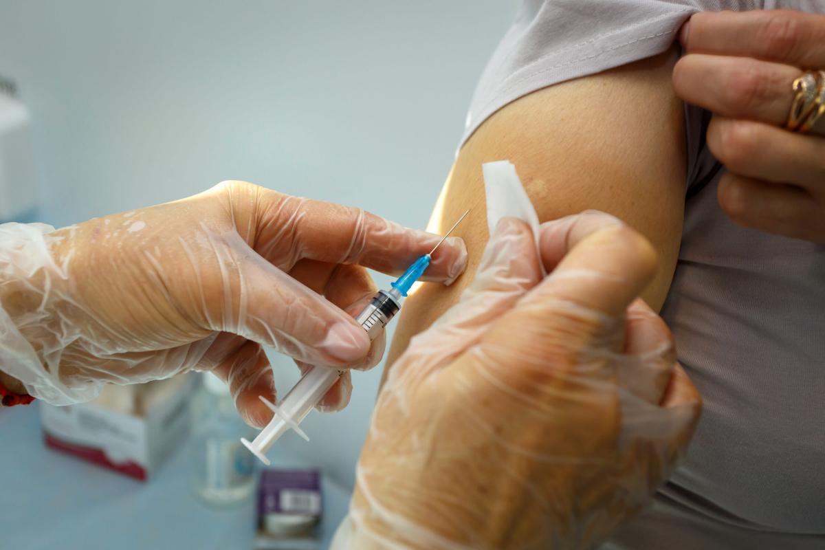 Центр «Вектор» заявил об эффективности вакцины против натуральной оспы против оспы обезьян