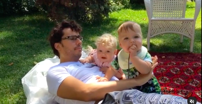 Суррогатная мать детей Галкина и Пугачевой впервые поделилась чувствами