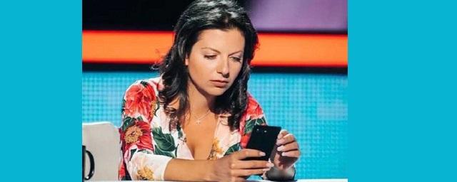 Главред RT Симоньян поблагодарила Илона Маска за отказ от пометок СМИ в Twitter