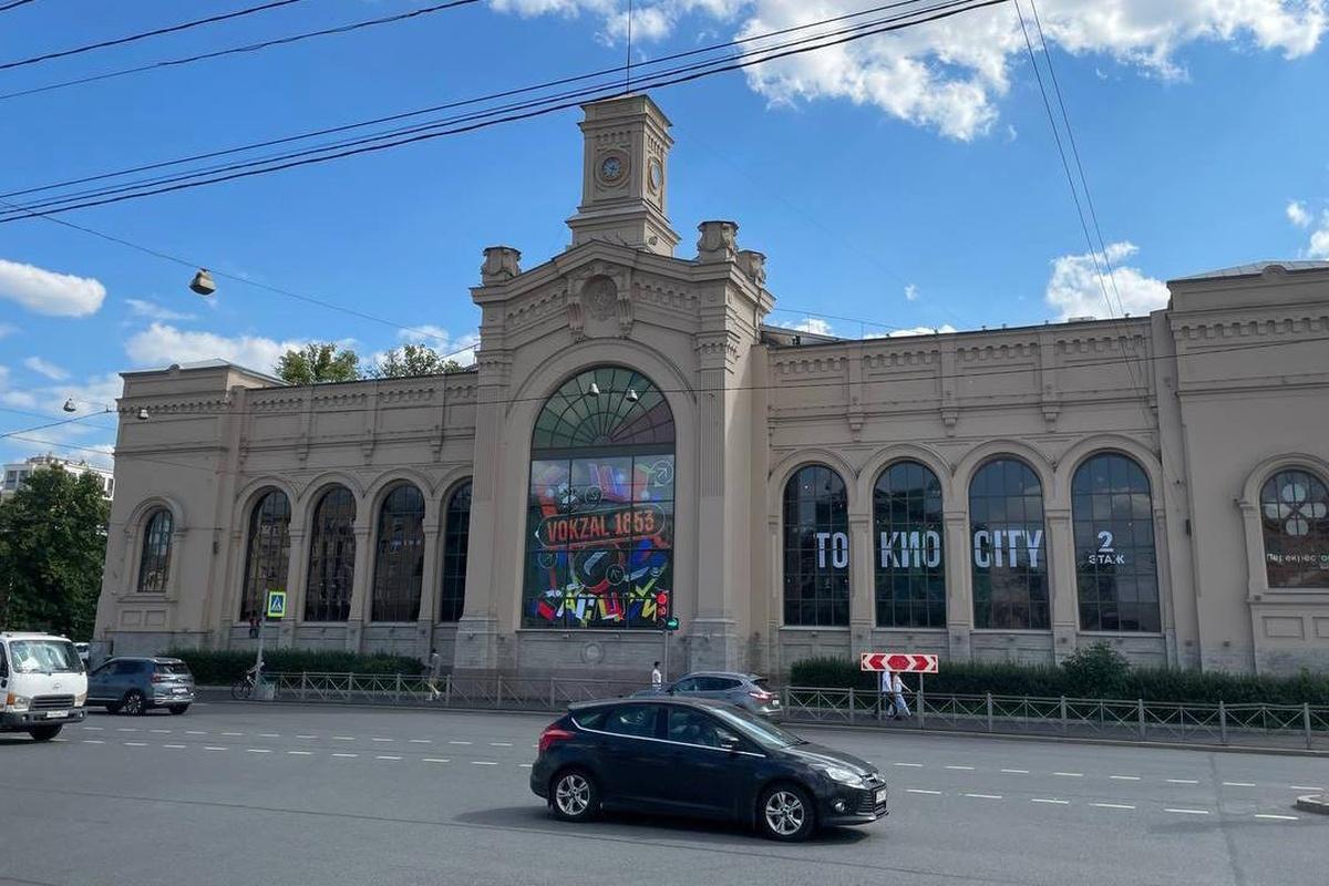 Бывший Варшавский вокзал в Петербурге признали памятником архитектуры