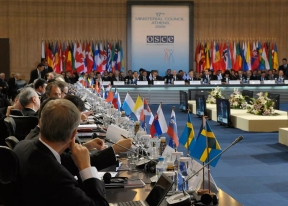Лавров: попытки Запада лишить голоса делегацию РФ в ПА ОБСЕ возмутительны
