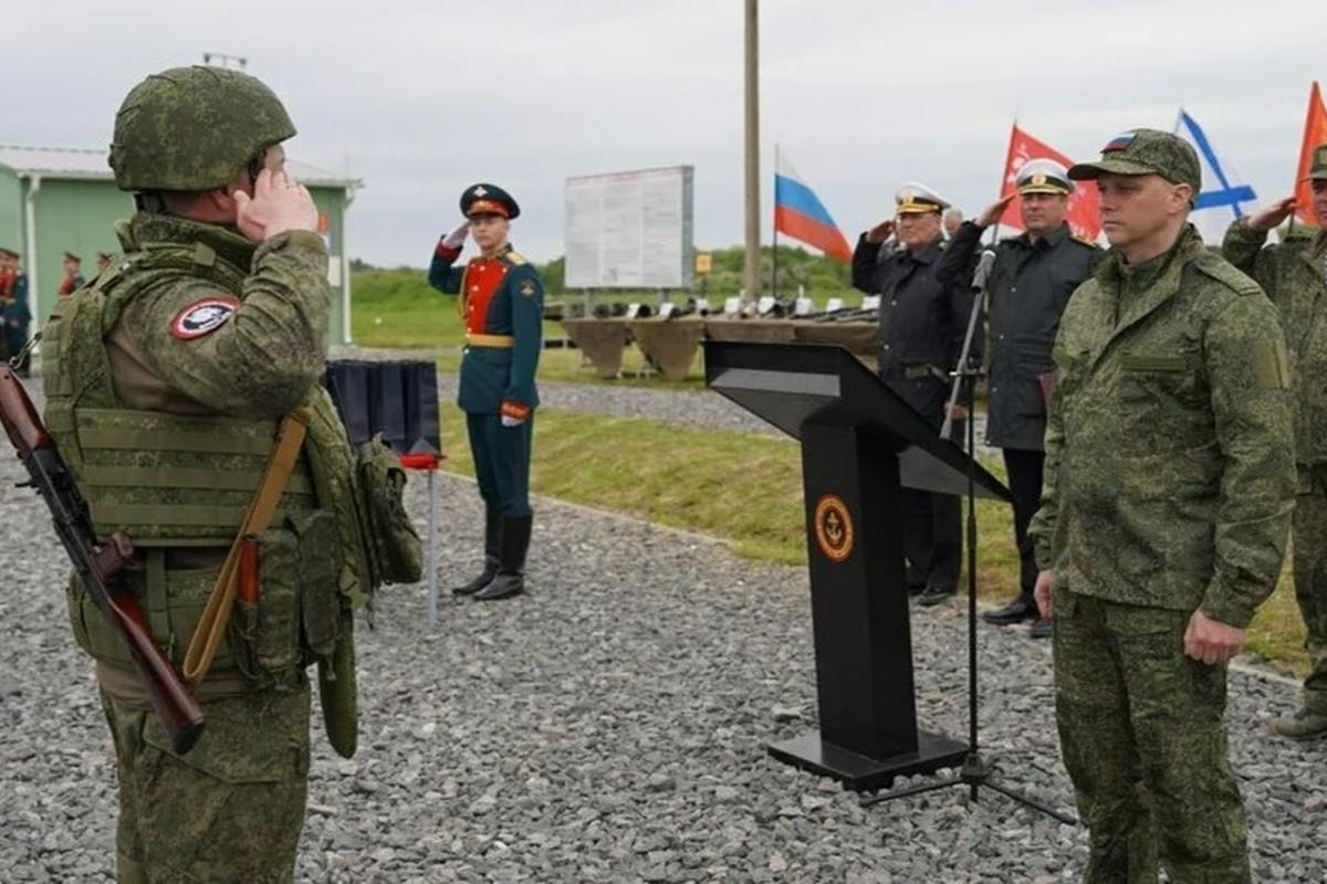 Калининград в строю: губернатор — за армию, против провокаций НАТО