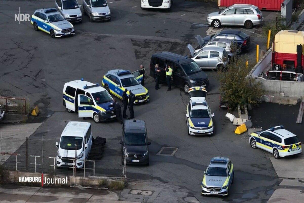 Полиция Гамбурга арестовала двух наркокурьеров в портовом терминале Освальдкай
