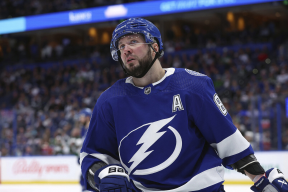 Россиянин вновь стал лучшим бомбардиром НХЛ