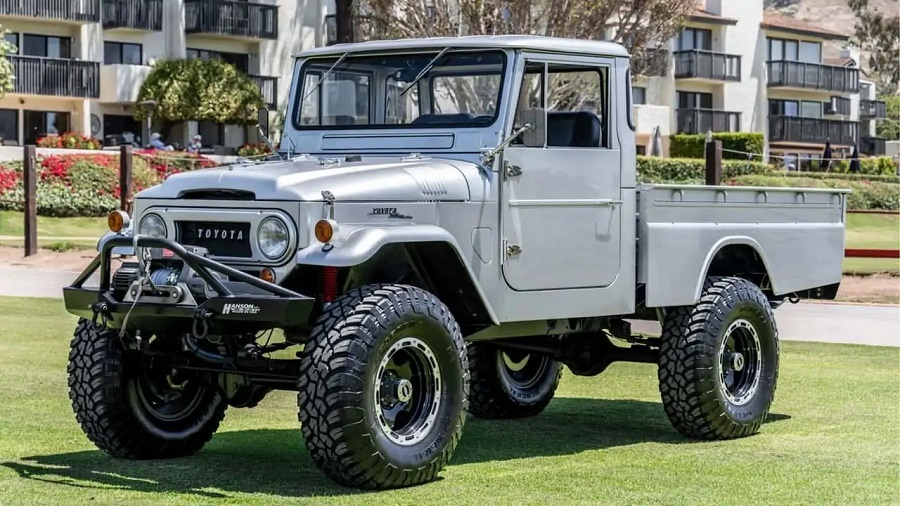 В США на аукцион выставили внедорожник Toyota Land Cruiser 1965 года