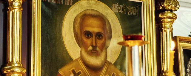 Православные в России отмечают день святого Николая