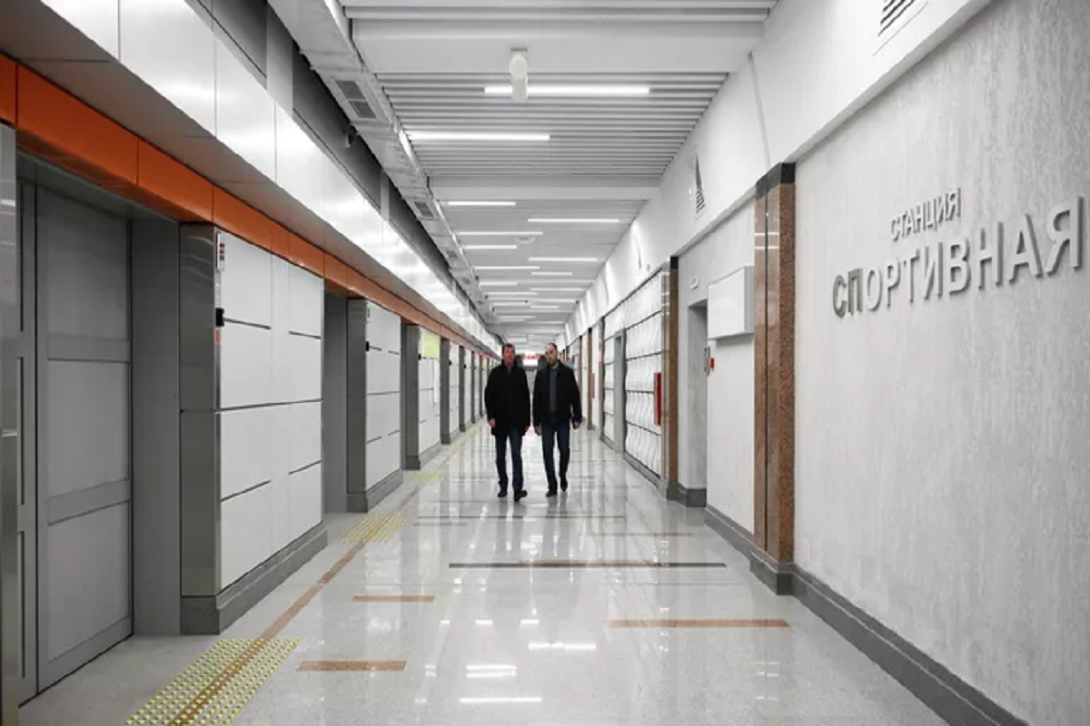 На открывшейся в Новосибирске станции «Спортивная» обнаружили трещину