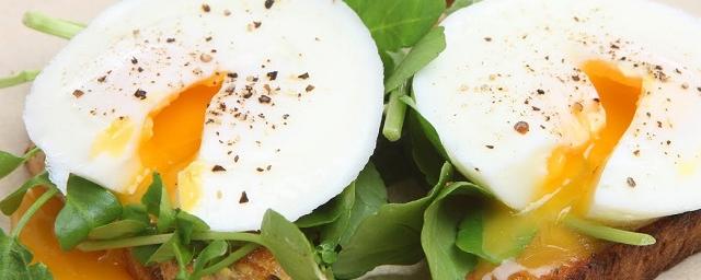 Диетолог Аксенова советует съедать не менее четырех яиц в день