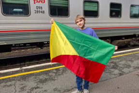 «У нашей молодежи — большое будущее»: Губернатор Александр Осипов поздравил школьника из Читы Владислава Маркова с победой во Всероссийском конкурсе «Большая перемена»