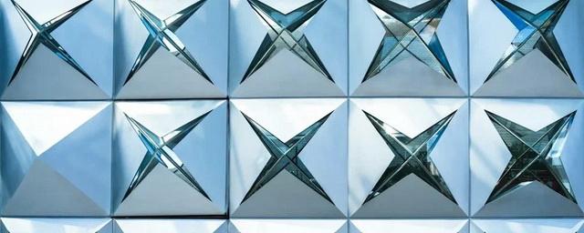 Канадские учёные создали «волшебное окно» с помощью жидких кристаллов