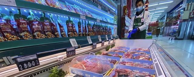 Китай начал проверять импортную замороженную пищу на COVID-19