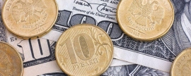 Евро упал ниже 59 рублей впервые с 3 июня 2015 года