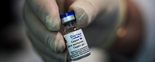 В Москве начали исследовать «Спутник V» для подростков