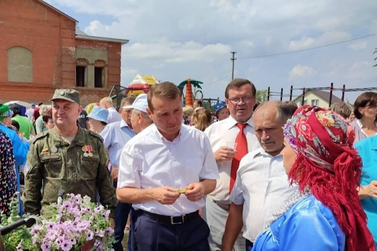 Финалист программы «Герои среди СВОих» перенимает управленческий опыт у главы Рузаевского района