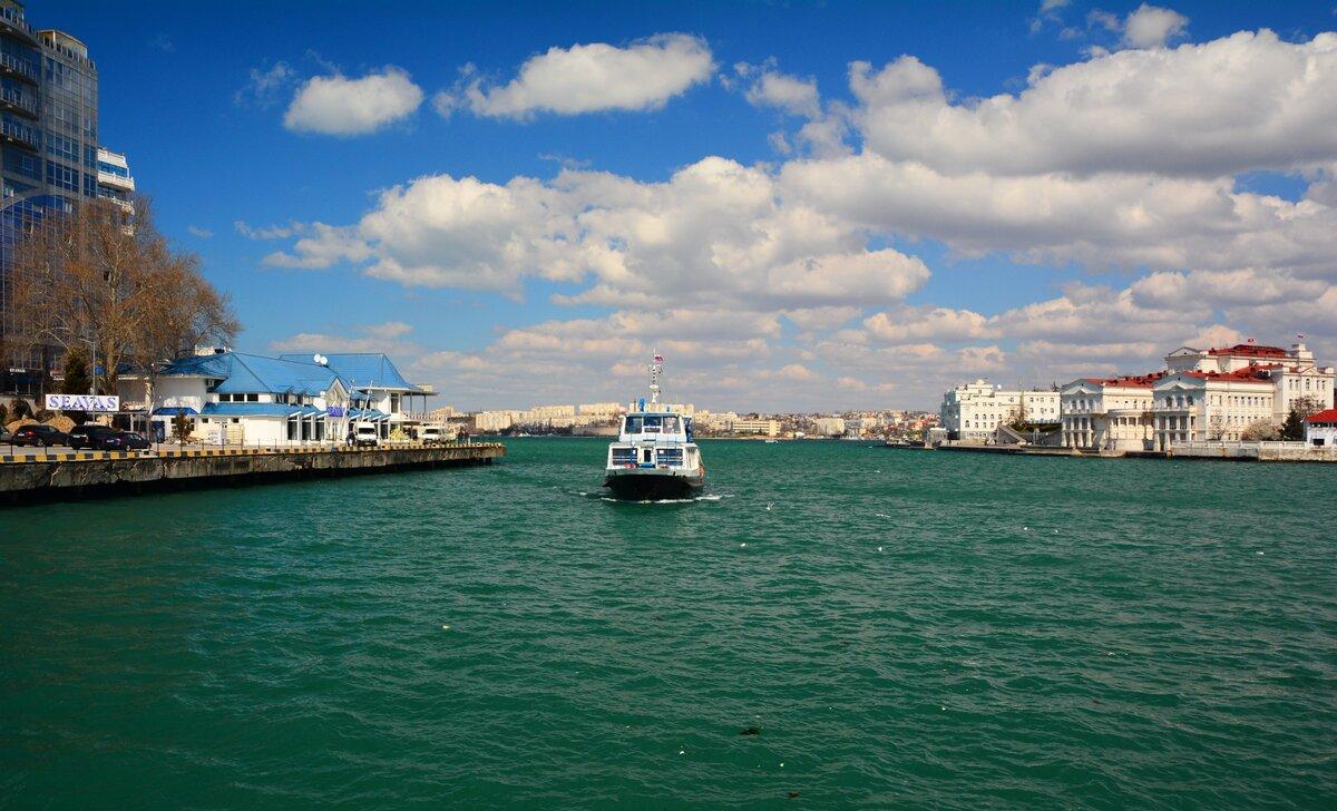 В Севастополе «Водоканал» сливает сточные воды в Черное море