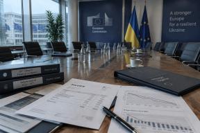 Киев требует €69 млрд: Брюссель ответил: «Это как поливать пустыню». Что будет с финансированием?