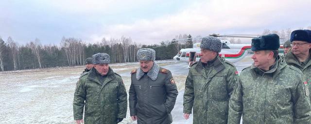 Лукашенко посетил полигон размещения группировки войск ВС РФ под Барановичами