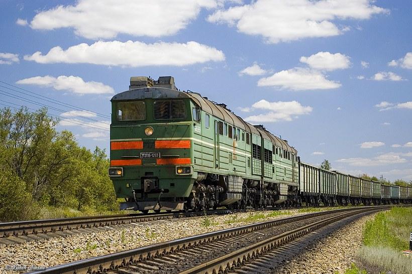 Во Владимирской области поезд столкнулся с автомобилем