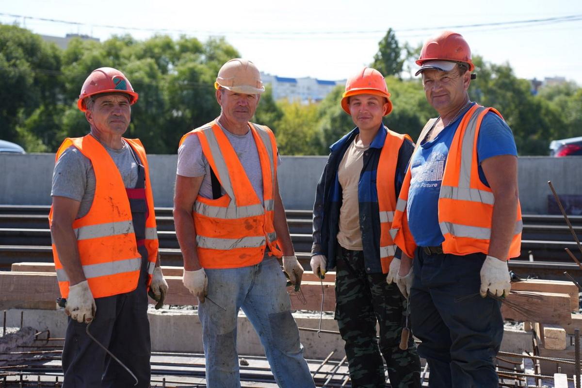 Глава Ульяновска Александр Болдакин поздравил коллег-строителей с профессиональным праздником