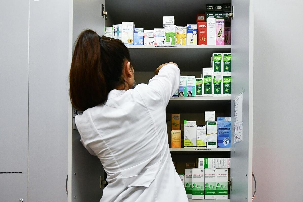 В аптеках Петербурга чаще всего покупают препарат для похудения местного производства