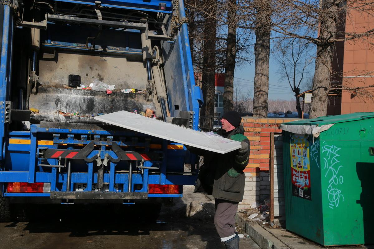 Максим Кудрявцев поручил провести масштабную проверку контейнерных площадок в Новосибирске